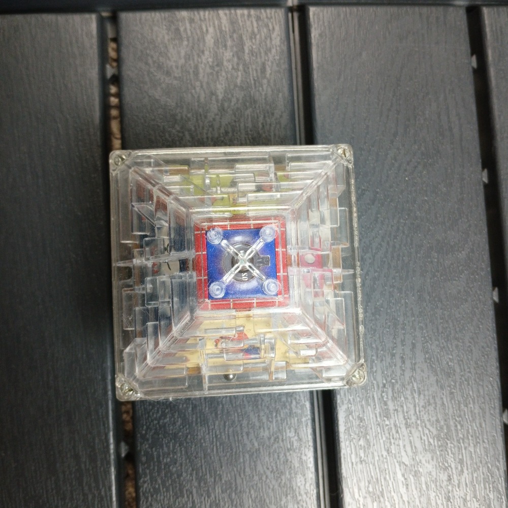 Vtg 1997 Taco Bell Nintendo Super Mario 64 Decagon Ball Maze Toy Bowser Toad ZC - Picture 2 of 7